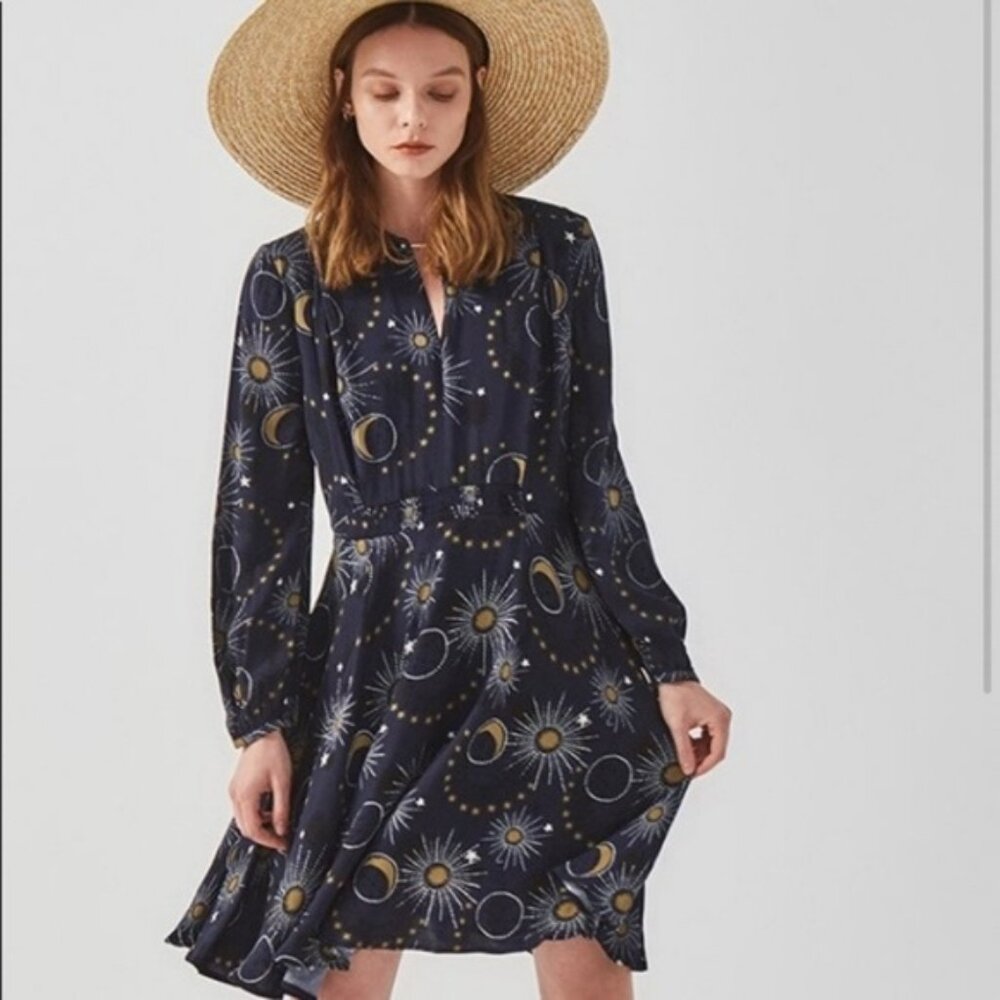 Caara | Celestial flowy long sleeve dress Large
